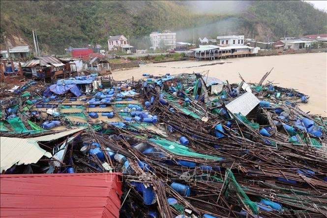 Thiên tai từ đầu năm 2025 gây thiệt hại gần 100.000 tỷ đồng- Ảnh 1.