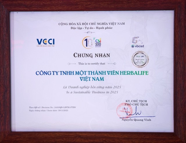 Herbalife Việt Nam được Liên đoàn Thương mại và Công nghiệp Việt Nam vinh danh Top 100 Doanh Nghiệp Bền Vững Việt Nam 2025- Ảnh 3. Herbalife Việt Nam được Liên đoàn Thương mại và Công nghiệp Việt Nam vinh danh Top 100 Doanh Nghiệp Bền Vững Việt Nam 2025- Ảnh 3.