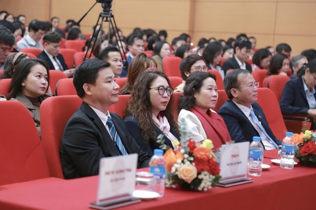 Đại học Y Hà Nội kỷ niệm ba cột mốc, dẫn đầu về chất lượng đào tạo trong khối khoa học sức khỏe- Ảnh 2. Đại học Y Hà Nội kỷ niệm ba cột mốc, dẫn đầu về chất lượng đào tạo trong khối khoa học sức khỏe- Ảnh 2.