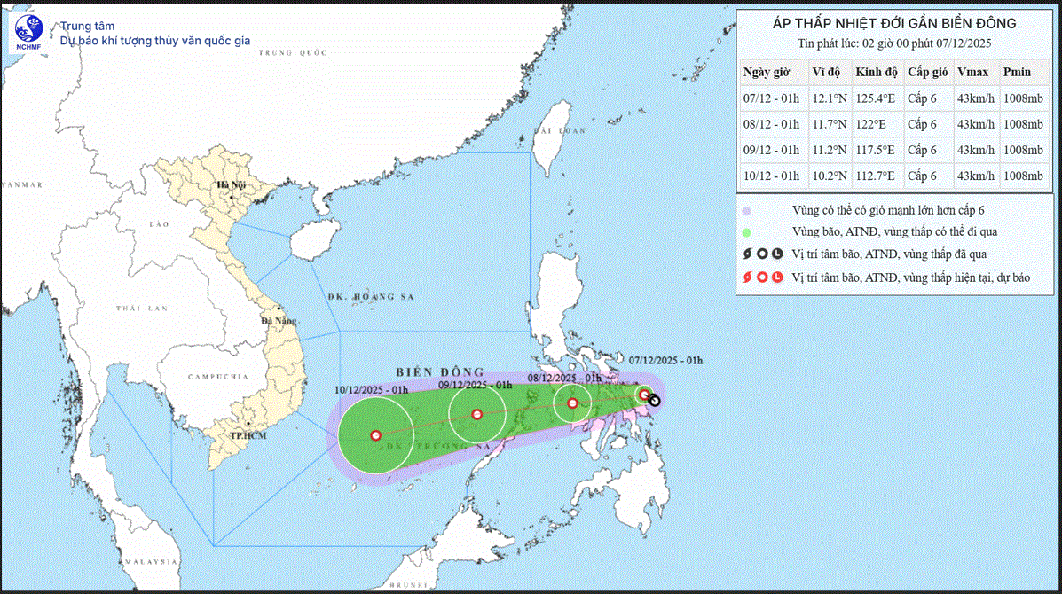Áp thấp nhiệt đới tiến gần Biển Đông, gió mạnh và sóng lớn trên biển- Ảnh 1. Áp thấp nhiệt đới tiến gần Biển Đông, gió mạnh và sóng lớn trên biển- Ảnh 1.