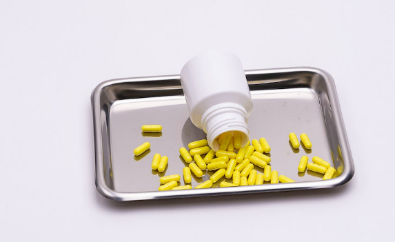 Loại thuốc phổ biến nếu dùng dài ngày có thể gây thiếu hụt dinh dưỡng và tăng nguy cơ loãng xương- Ảnh 1. Loại thuốc phổ biến nếu dùng dài ngày có thể gây thiếu hụt dinh dưỡng và tăng nguy cơ loãng xương- Ảnh 1.