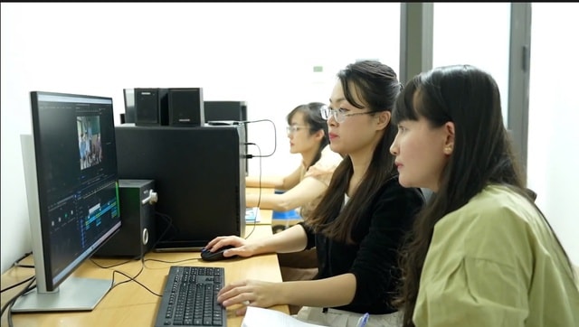 'Giải Báo chí toàn quốc về phòng, chống HIV/AIDS': Hành trình của tình người, của hy vọng và sự lan tỏa- Ảnh 3. 'Giải Báo chí toàn quốc về phòng, chống HIV/AIDS': Hành trình của tình người, của hy vọng và sự lan tỏa- Ảnh 3.