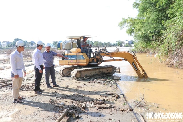 Khánh Hoà khẩn trương tu sửa công trình thủy lợi, tái thiết cuộc sống sau lũ- Ảnh 1. Khánh Hoà khẩn trương tu sửa công trình thủy lợi, tái thiết cuộc sống sau lũ- Ảnh 1.