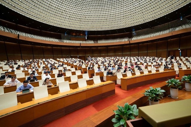 Trình Quốc hội xem xét 2 chính sách đặc thù làm đường sắt tốc độ cao trên trục Bắc - Nam- Ảnh 1. Trình Quốc hội xem xét 2 chính sách đặc thù làm đường sắt tốc độ cao trên trục Bắc - Nam- Ảnh 1.