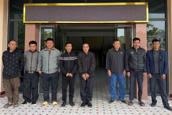 Công an Tuyên Quang công bố số điện thoại tiếp nhận tố giác hành vi đánh bạc- Ảnh 1. Công an Tuyên Quang công bố số điện thoại tiếp nhận tố giác hành vi đánh bạc- Ảnh 1.