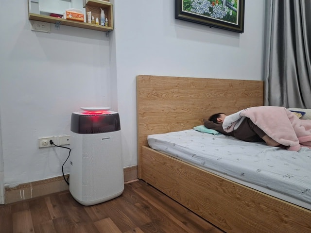 Thời tiết Hà Nội ô nhiễm, máy lọc không khí bán chạy như 'tôm tươi'- Ảnh 1. Thời tiết Hà Nội ô nhiễm, máy lọc không khí bán chạy như 'tôm tươi'- Ảnh 1.