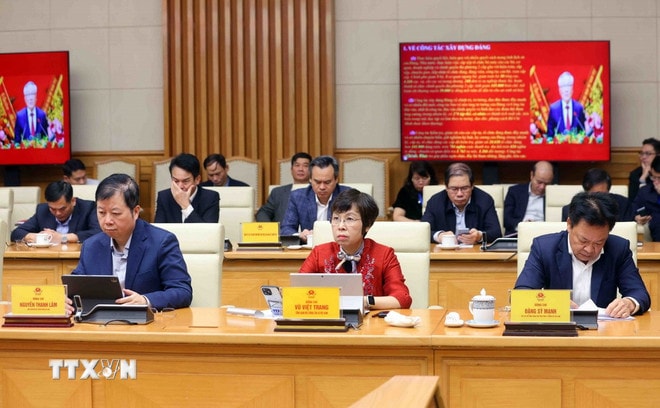 Hội nghị quán triệt, triển khai Nghị quyết Đại hội Đảng bộ Chính phủ lần 1- Ảnh 4.