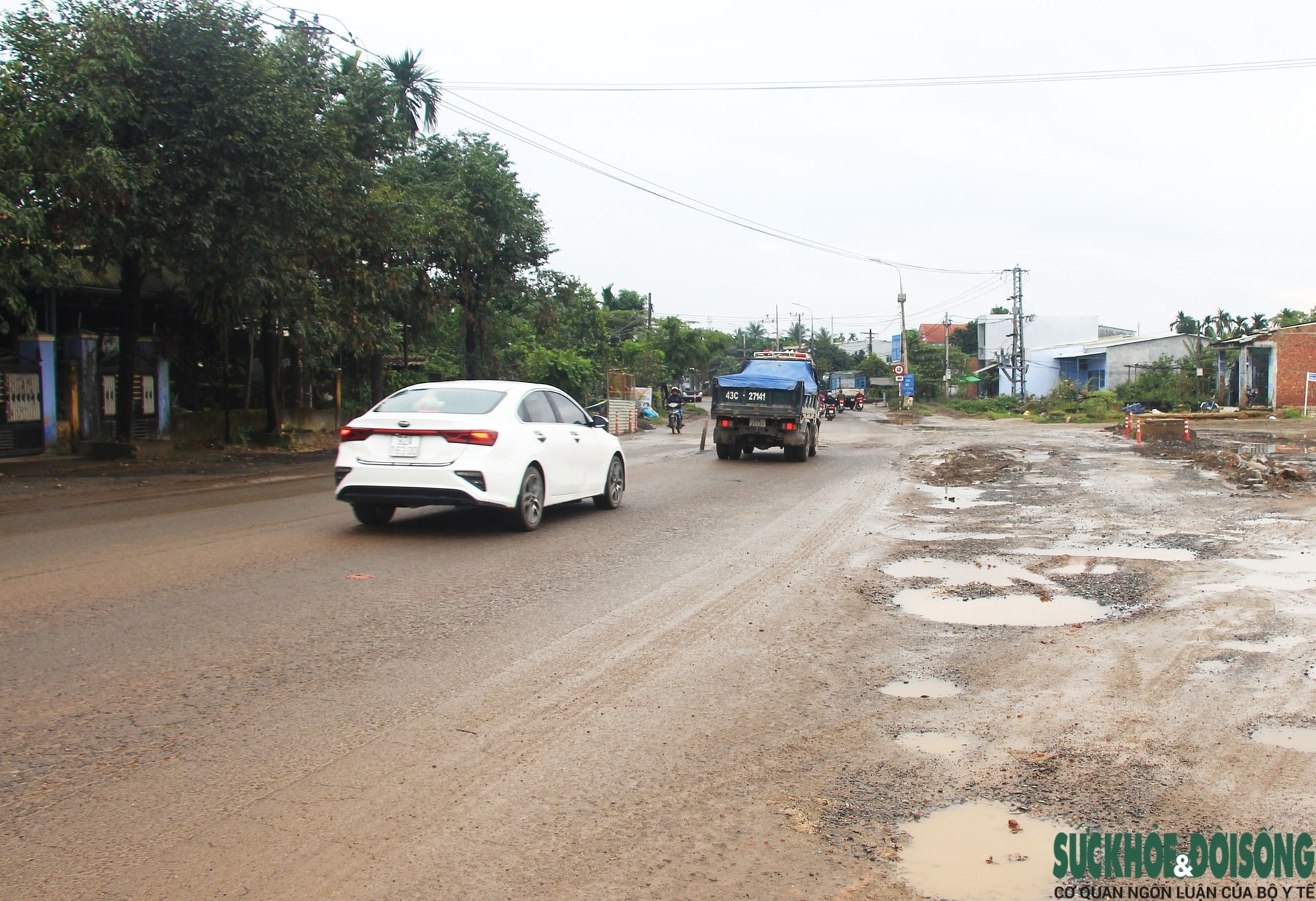 Cận cảnh Quốc lộ 14B xuống cấp nghiêm trọng giữa lúc dự án chậm tiến độ- Ảnh 5. Cận cảnh Quốc lộ 14B xuống cấp nghiêm trọng giữa lúc dự án chậm tiến độ- Ảnh 5.