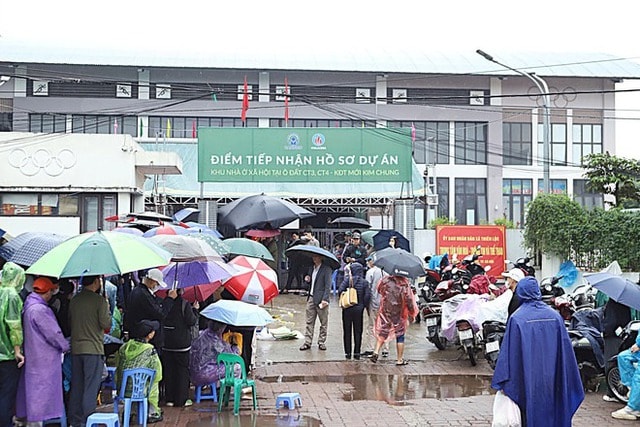 Thủ tướng: Xử lý nghiêm 'cò mồi', trục lợi trong mua bán, cho thuê nhà ở xã hội- Ảnh 1. Thủ tướng: Xử lý nghiêm 'cò mồi', trục lợi trong mua bán, cho thuê nhà ở xã hội- Ảnh 1.