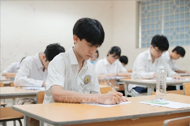 Nhiều quy định dự kiến sẽ điều chỉnh trong Điều lệ trường phổ thông- Ảnh 1.