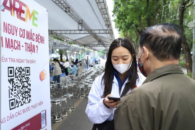 Y tế thông minh đưa dịch vụ chất lượng cao đến tận nơi người dân sinh sống- Ảnh 8.