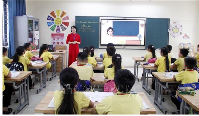 Ban hành Khung nội dung thí điểm giáo dục trí tuệ nhân tạo (AI) cho học sinh- Ảnh 1.