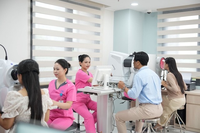 Tháng Tri ân: Khám chuyên sâu 0 đồng + ưu đãi mổ cận giảm đến 22,5 triệu tại DND- Ảnh 2. Tháng Tri ân: Khám chuyên sâu 0 đồng + ưu đãi mổ cận giảm đến 22,5 triệu tại DND- Ảnh 2.