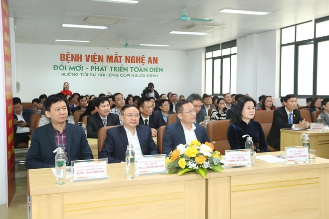 Nghệ An chuyển trọng tâm phòng chống mù lòa sang quản lý bệnh mạn tính, ứng dụng mạnh AI- Ảnh 1.