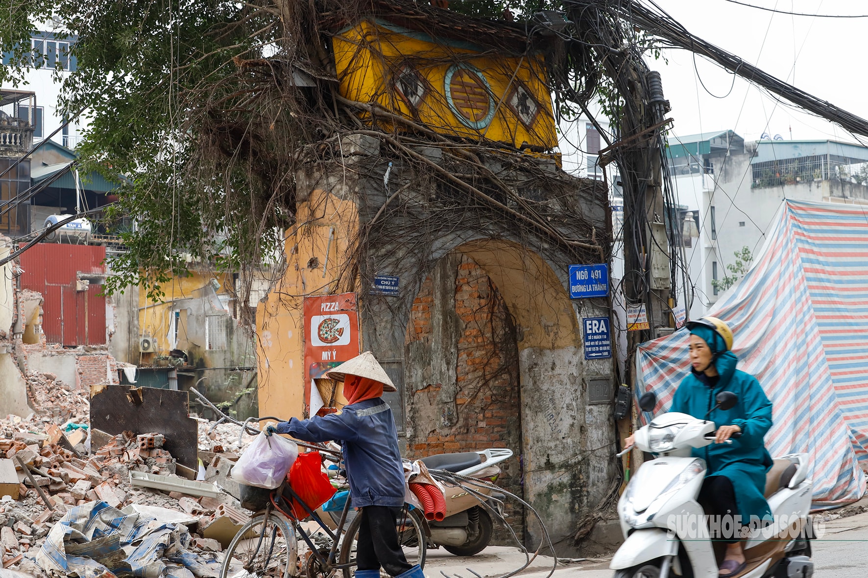 Dãy nhà bám sát trục đường Đê La Thành biến mất, lộ diện mặt bằng 'khổng lồ' của Vành đai 1 - Ảnh 7.