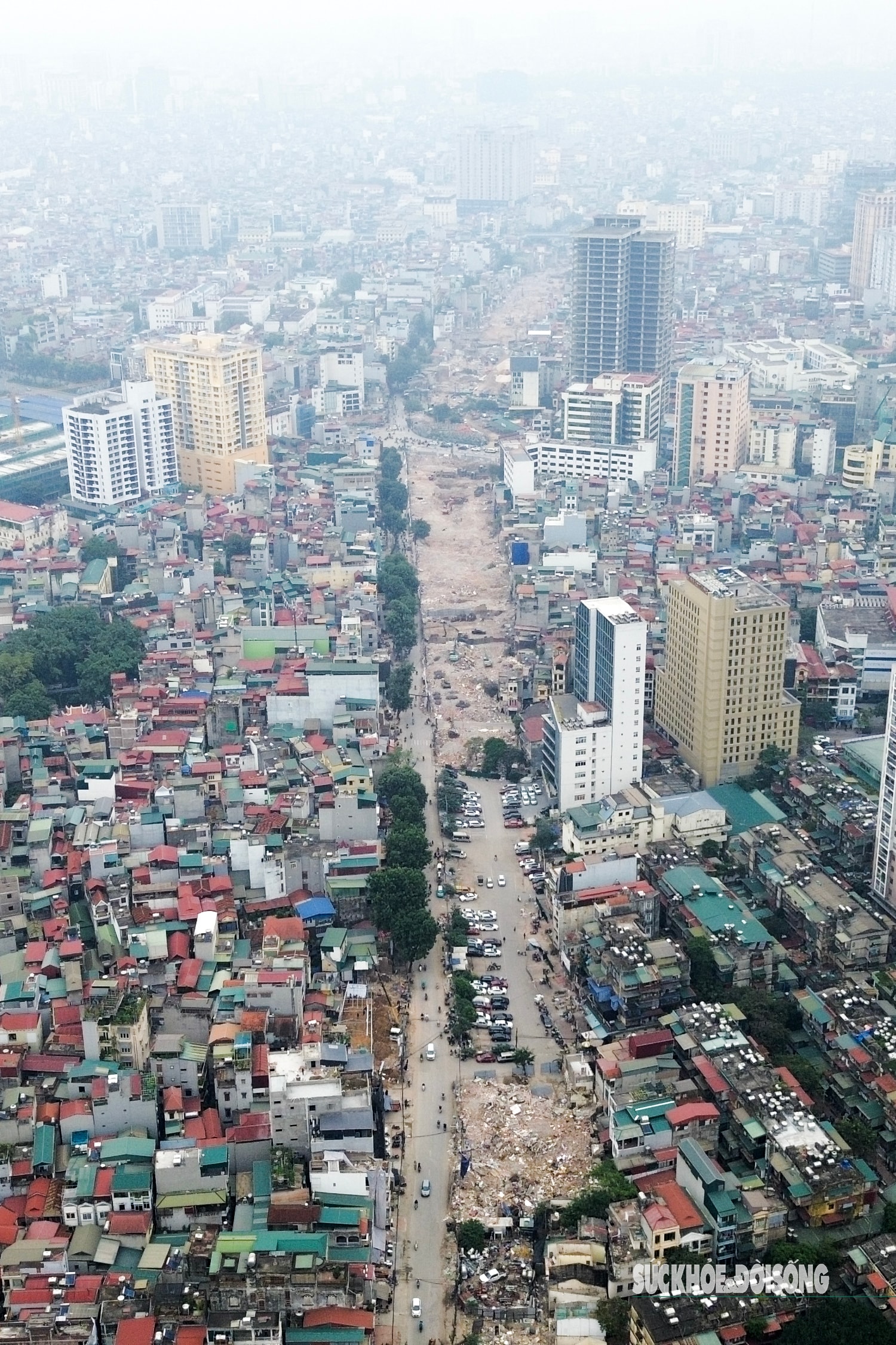 Dãy nhà bám sát trục đường Đê La Thành biến mất, lộ diện mặt bằng 'khổng lồ' của Vành đai 1 - Ảnh 10.