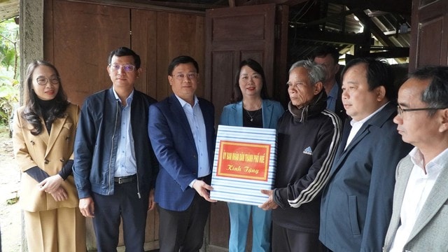 TP Huế hướng đến không còn hộ nghèo vào năm 2030- Ảnh 2. TP Huế hướng đến không còn hộ nghèo vào năm 2030- Ảnh 2.