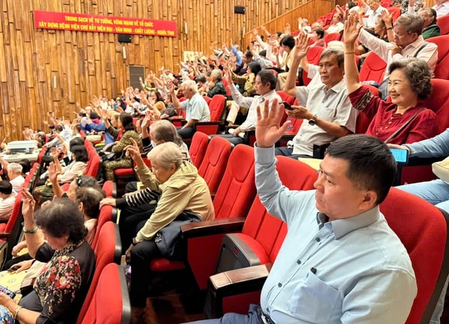 CLB Truyền thống Ban Dân y miền Nam tổ chức Đại hội Đại biểu bất thường nhiệm kỳ 2025–2030- Ảnh 3. CLB Truyền thống Ban Dân y miền Nam tổ chức Đại hội Đại biểu bất thường nhiệm kỳ 2025–2030- Ảnh 3.