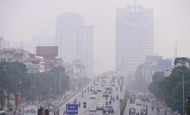 Sương mù xuất hiện bao phủ TP.HCM có bất thường?- Ảnh 1. Sương mù xuất hiện bao phủ TP.HCM có bất thường?- Ảnh 1.