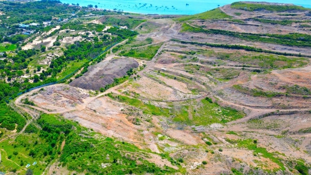 Thanh tra chỉ rõ sai phạm nghiêm trọng giao đất tại dự án Đồi Hòn Rơm- Ảnh 1. Thanh tra chỉ rõ sai phạm nghiêm trọng giao đất tại dự án Đồi Hòn Rơm- Ảnh 1.