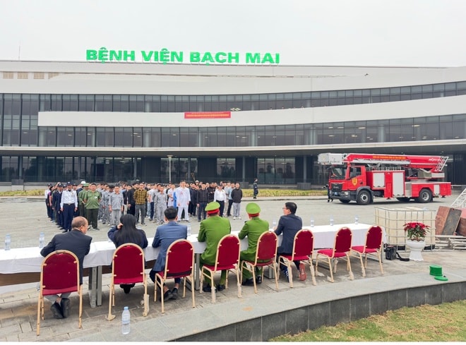 Đến Ninh Bình khám bác sĩ Bạch Mai, Việt Đức (P1): Trước ngày khánh thành- Ảnh 9. Đến Ninh Bình khám bác sĩ Bạch Mai, Việt Đức (P1): Trước ngày khánh thành- Ảnh 9.