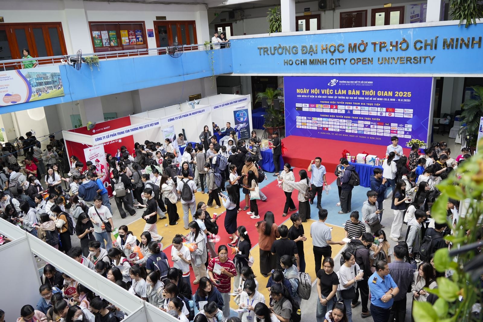 Sinh viên TP Hồ Chí Minh nghỉ Tết Nguyên đán 2026 từ 3 đến 4 tuần- Ảnh 1.