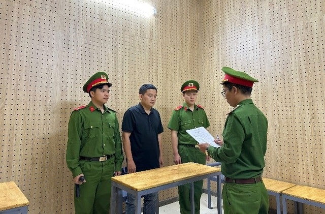 Cựu cán bộ ngân hàng chiếm đoạt hơn 8 tỷ đồng thông qua việc vay vốn đáo hạn- Ảnh 1.