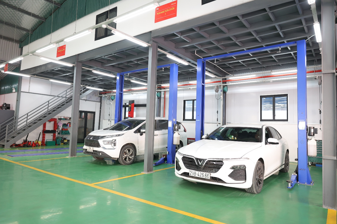 Xưởng Kobac cars được bố trí khoa học, sạch sẽ.