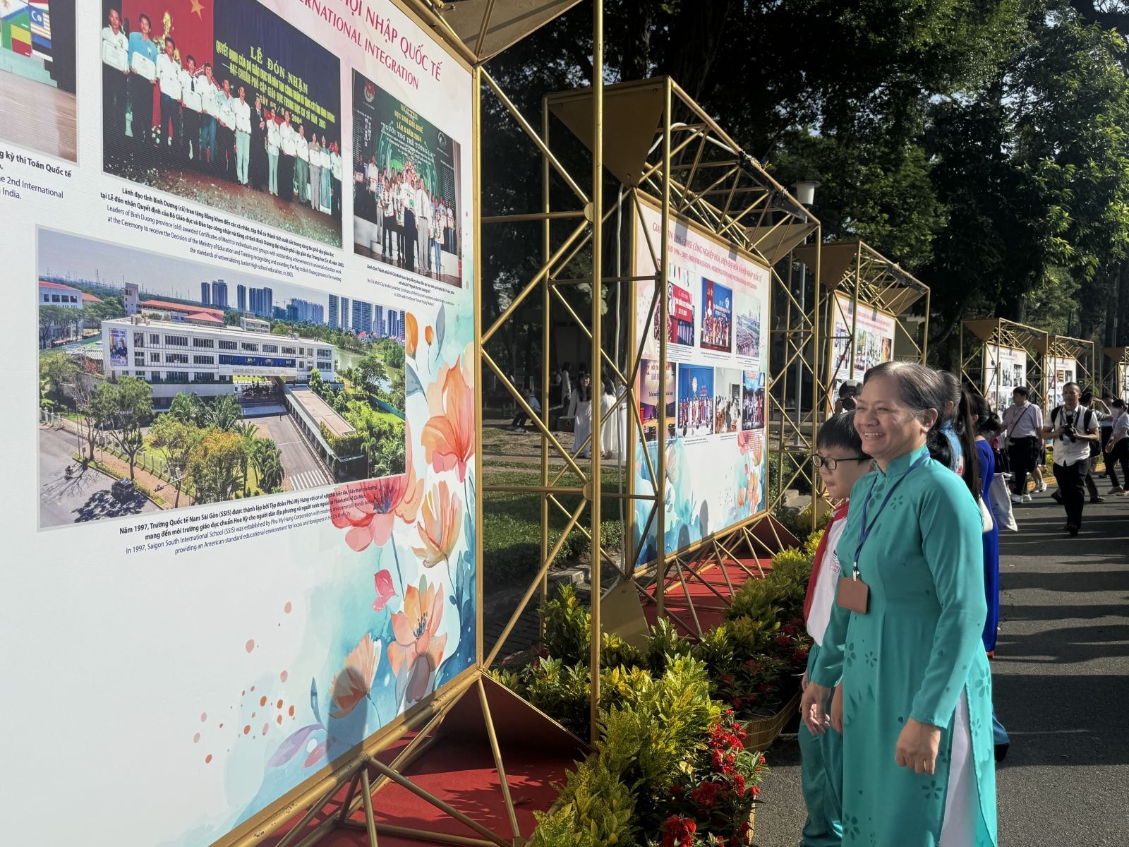 TPHCM hướng dẫn chi trả lương dạy thêm giờ cho giáo viên dạy học 2 buổi/ngày- Ảnh 1. TPHCM hướng dẫn chi trả lương dạy thêm giờ cho giáo viên dạy học 2 buổi/ngày- Ảnh 1.