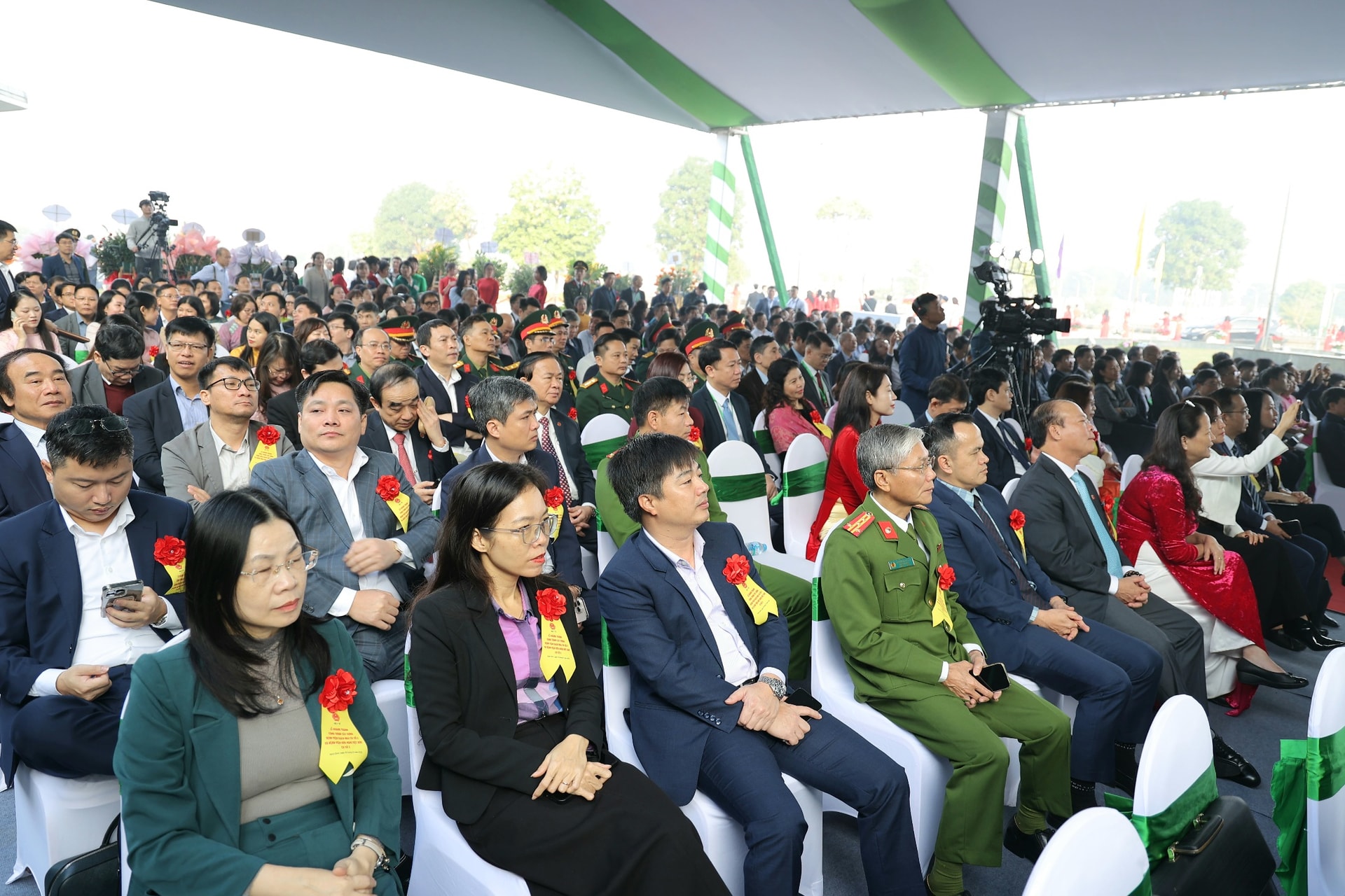 Biểu tượng sinh động cho sự phát triển vượt bậc của nền y học Việt Nam trong kỷ nguyên mới- Ảnh 3. Biểu tượng sinh động cho sự phát triển vượt bậc của nền y học Việt Nam trong kỷ nguyên mới- Ảnh 3.