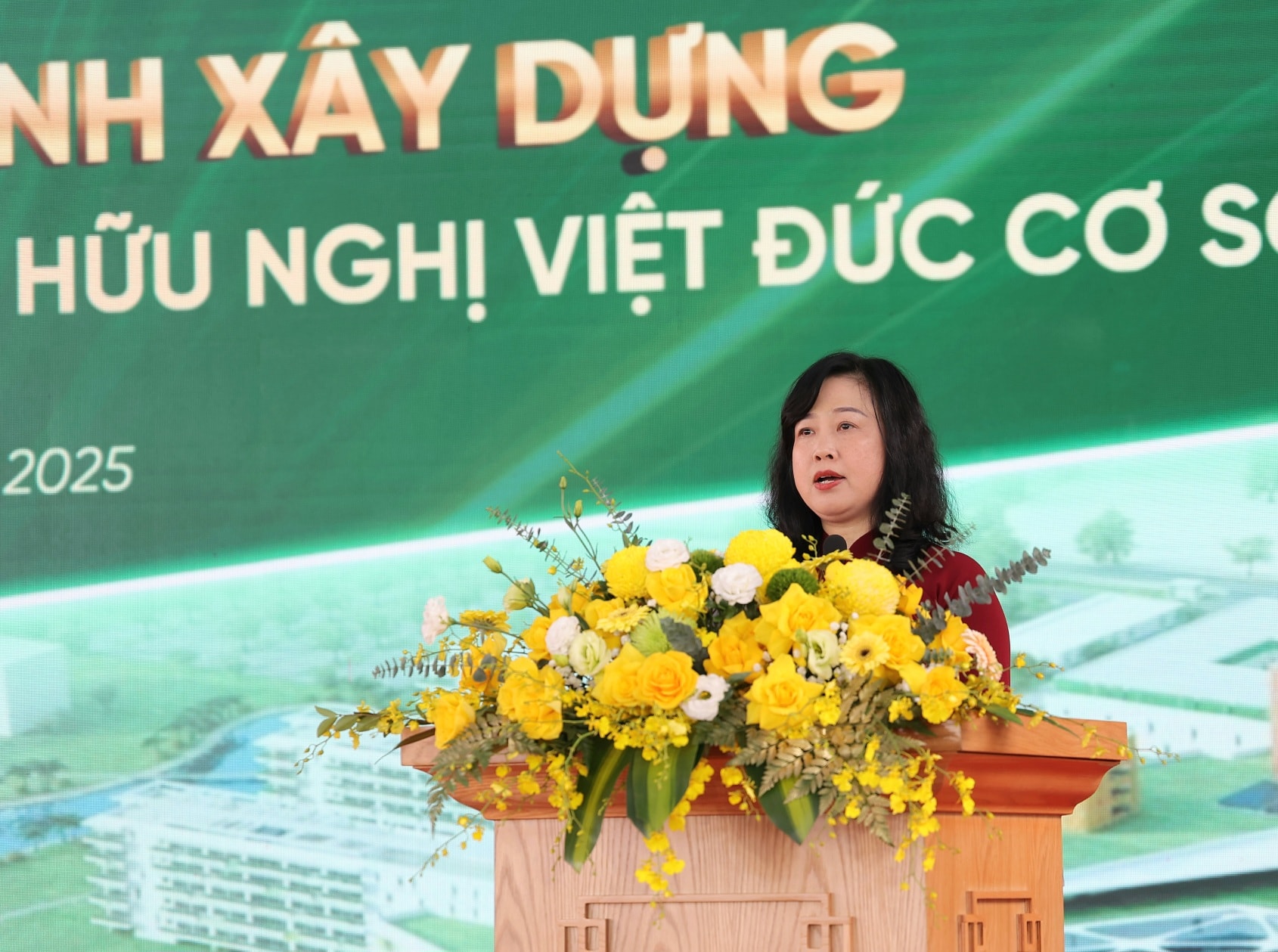 Biểu tượng sinh động cho sự phát triển vượt bậc của nền y học Việt Nam trong kỷ nguyên mới- Ảnh 2. Biểu tượng sinh động cho sự phát triển vượt bậc của nền y học Việt Nam trong kỷ nguyên mới- Ảnh 2.