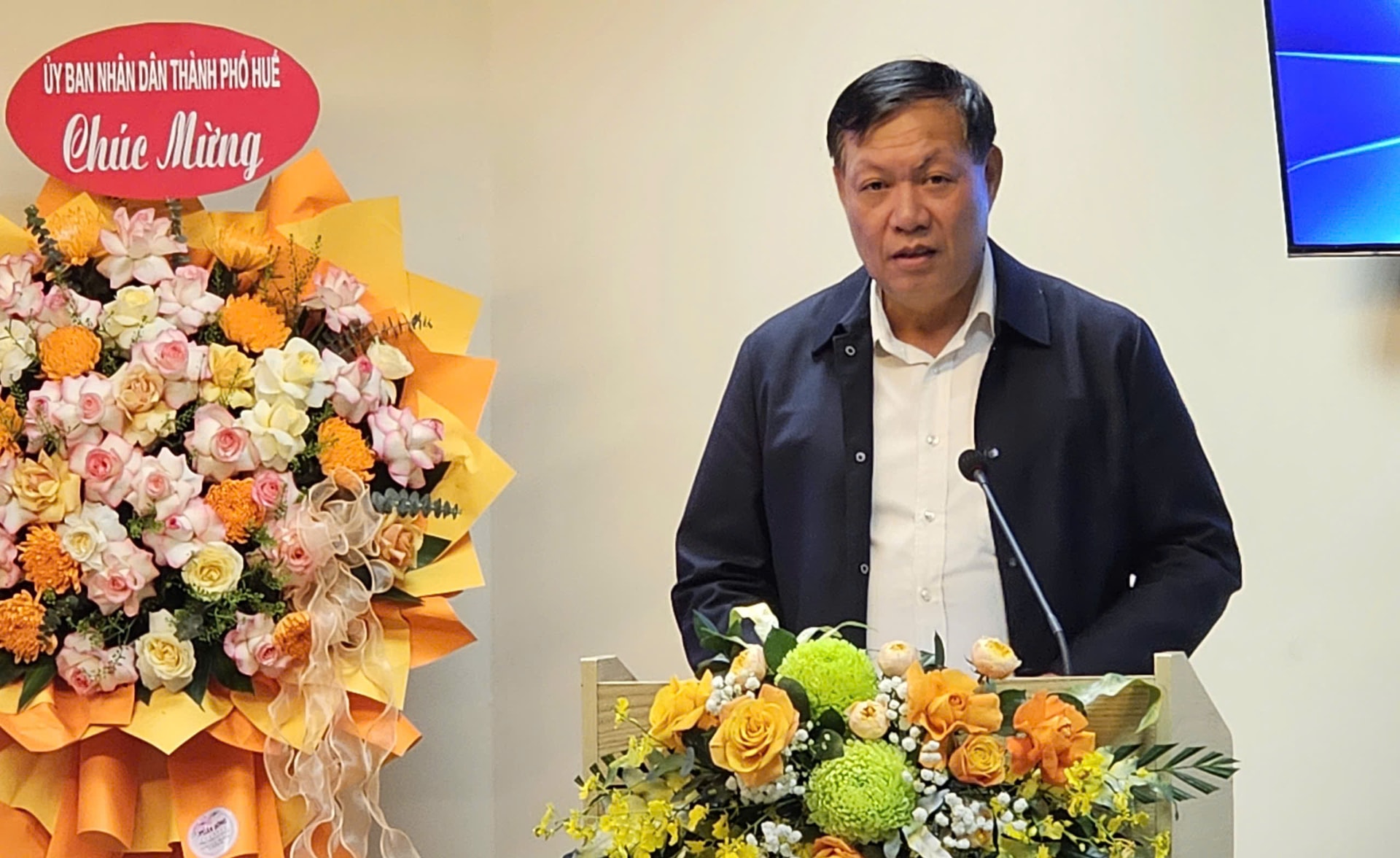 Không ngừng phát triển, đáp ứng ngày càng tốt hơn công tác chăm sóc sức khỏe nhân dân- Ảnh 1.