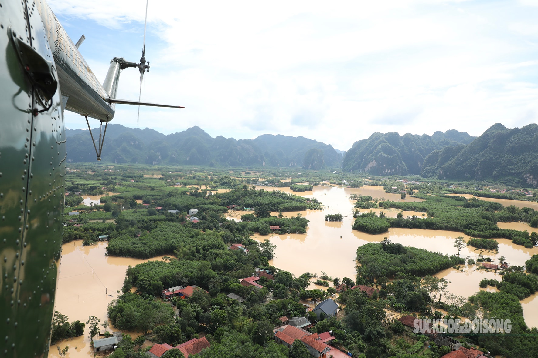 Nửa thế kỷ giữ bình yên cho vùng trời Tổ quốc của Không quân 916- Ảnh 3.
