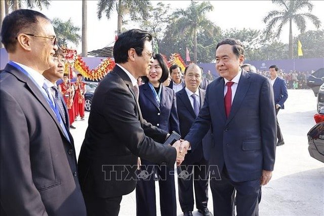 Chủ tịch Quốc hội và các Phó Chủ tịch dự Lễ khởi công, khánh thành các dự án, công trình quan trọng- Ảnh 1.