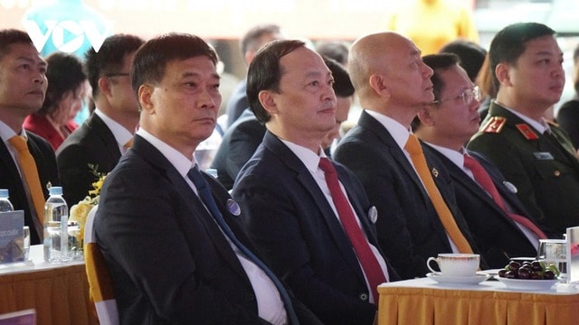 Chủ tịch Quốc hội và các Phó Chủ tịch dự Lễ khởi công, khánh thành các dự án, công trình quan trọng- Ảnh 3.