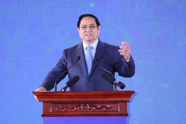 Thủ tướng: Những công trình hạ tầng mang khát vọng 'vươn ra biển lớn, bay cao vào vũ trụ'- Ảnh 2. Thủ tướng: Những công trình hạ tầng mang khát vọng 'vươn ra biển lớn, bay cao vào vũ trụ'- Ảnh 2.