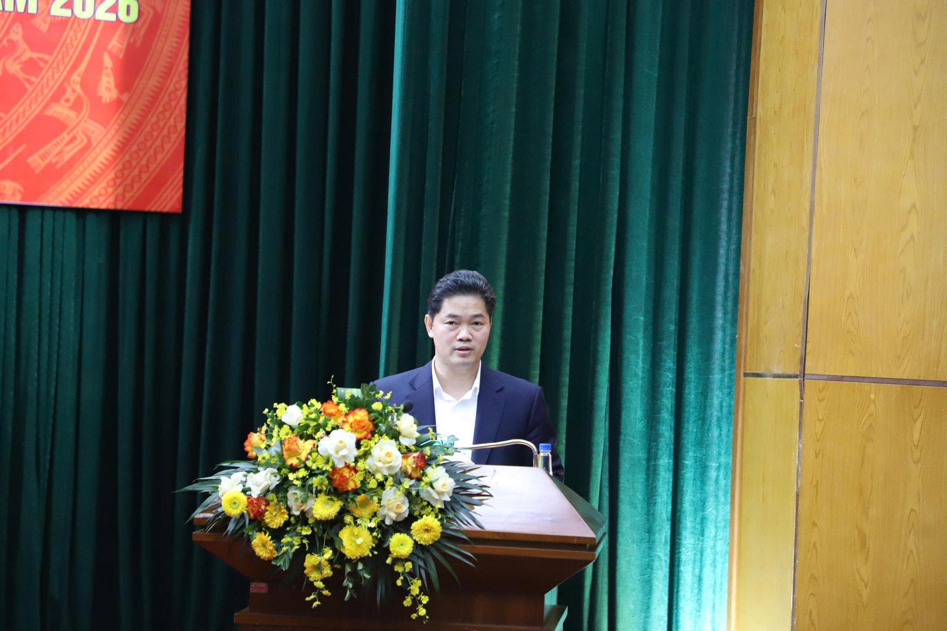 Tạo sự chuyển biến mạnh mẽ, đồng bộ trong hành động của toàn hệ thống chính trị ngành Y tế- Ảnh 5.