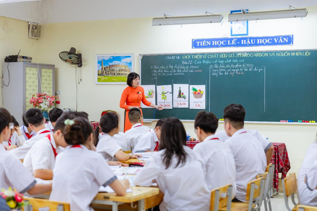 Muốn kéo dài tuổi nghỉ hưu, nhà giáo cần lưu ý những gì?- Ảnh 1.