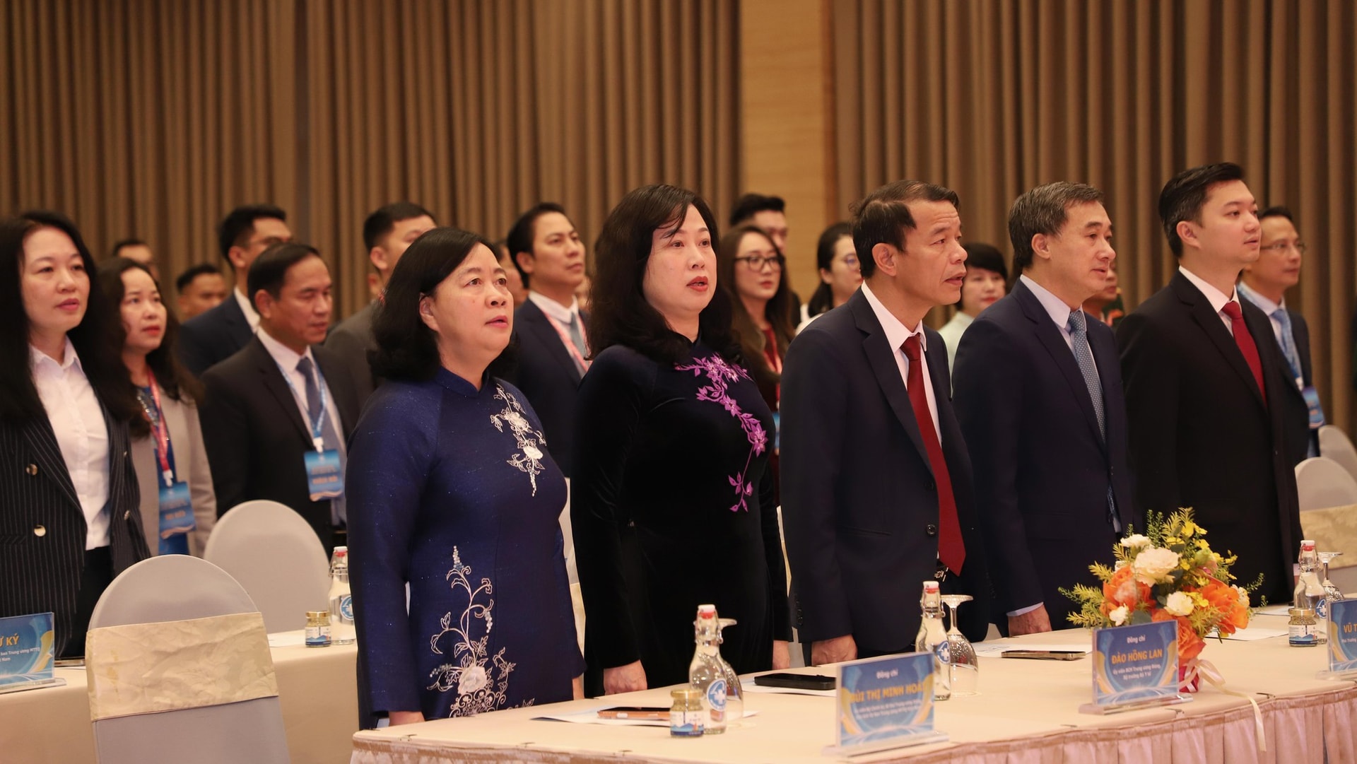 Thầy thuốc trẻ phải là lực lượng nòng cốt trong sự dịch chuyển từ chữa bệnh sang phòng bệnh- Ảnh 2.