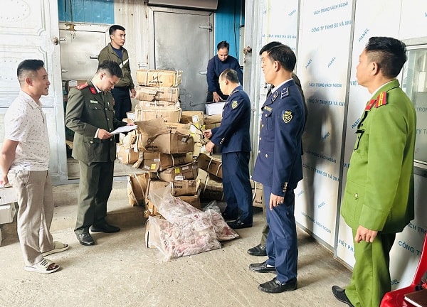 Hơn 1,2 tấn thực phẩm ‘bẩn’ bị phát hiện, thu giữ dịp cuối năm ở Ninh Bình- Ảnh 2.