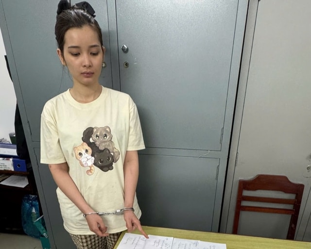 Tráo bạc xi mạ lấy vàng thật, nhân viên cửa hàng vàng ở Cần Thơ chiếm đoạt hơn nửa tỷ đồng- Ảnh 1.