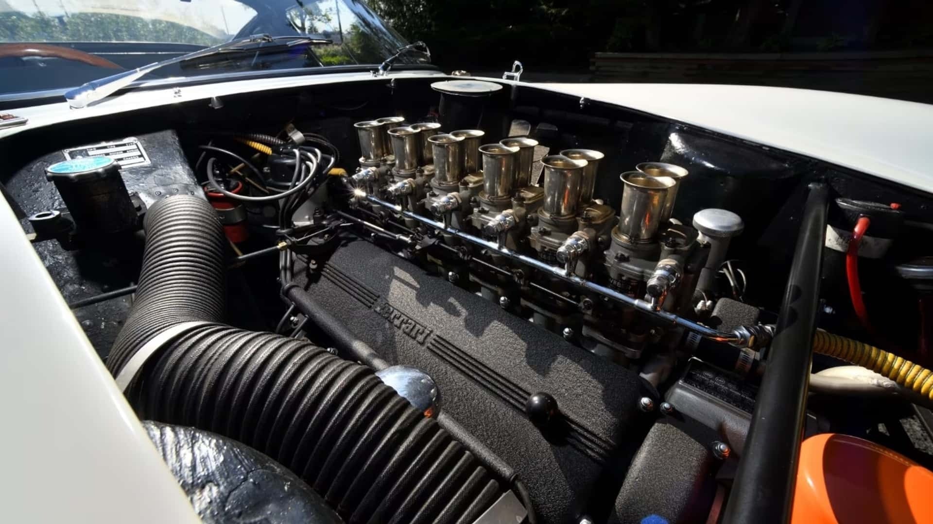Động cơ 12 xi-lanh của Ferrari 250 GTO. (Ảnh: Motor1)