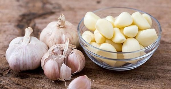 Cách sử dụng củ tỏi phòng bệnh