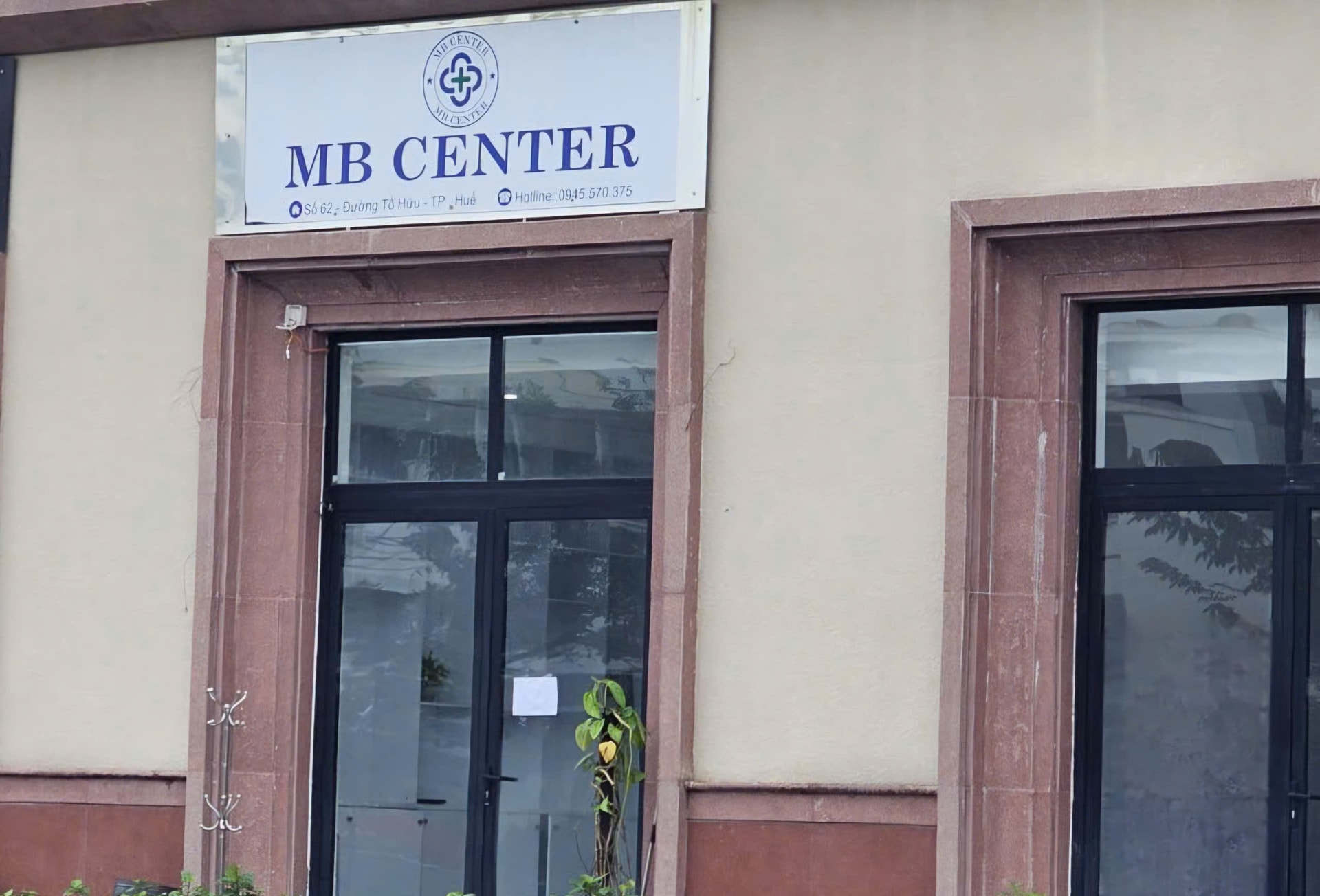Loạt sai phạm khiến cơ sở Mb Center bị Sở Y tế TP Huế xử phạt - Ảnh 1.