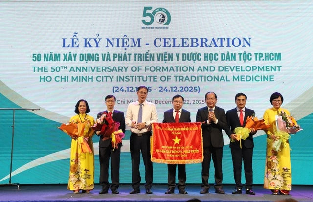 Gìn giữ tinh hoa, hội nhập và phát triển y dược học dân tộc- Ảnh 3. Gìn giữ tinh hoa, hội nhập và phát triển y dược học dân tộc- Ảnh 3.