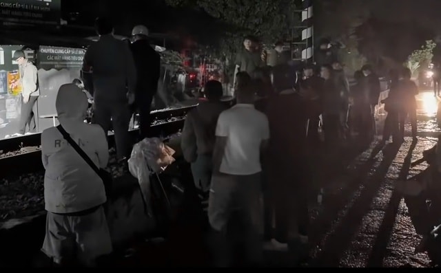 Tai nạn đường sắt trong đêm, một người đàn ông ở Huế tử vong thương tâm- Ảnh 1.