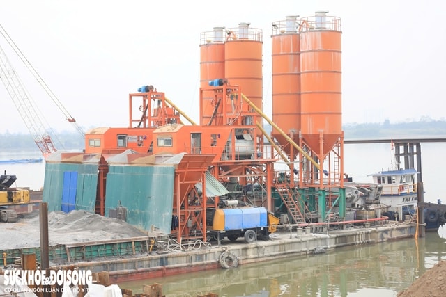 Hiện trạng cầu hơn 11.800 tỷ đồng, kết nối Hà Nội với Hưng Yên sau 4 tháng thi công- Ảnh 7.