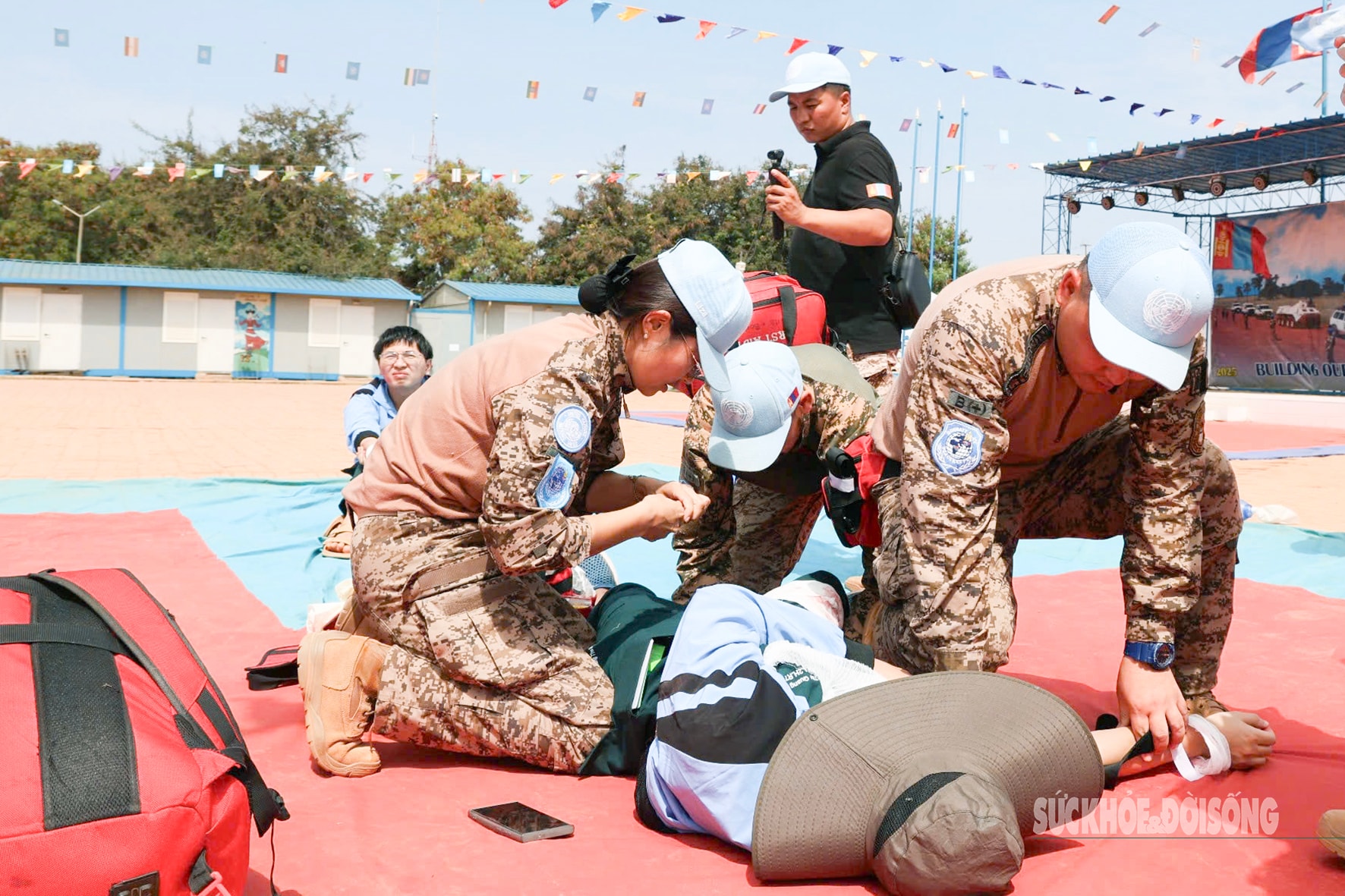 Chiến sĩ mũ nồi xanh Việt Nam hoàn thành kiểm tra năng lực sẵn sàng hoạt động của LHQ- Ảnh 9. Chiến sĩ mũ nồi xanh Việt Nam hoàn thành kiểm tra năng lực sẵn sàng hoạt động của LHQ- Ảnh 9.