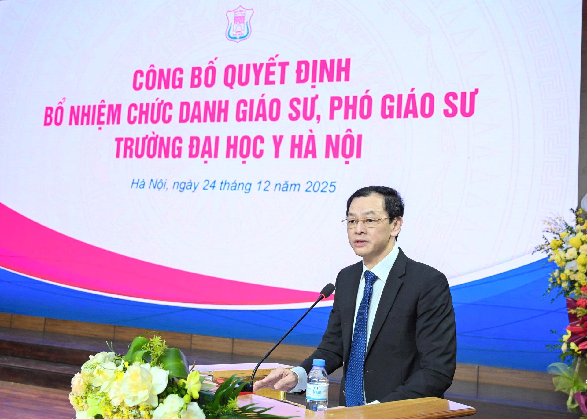 Trường Đại học Y Hà Nội công bố quyết định bổ nhiệm chức danh giáo sư, phó giáo sư năm 2025- Ảnh 3.