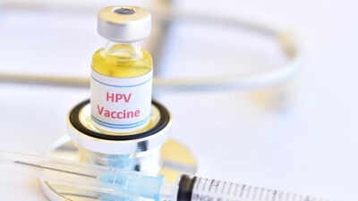 Ung thư cổ tử cung: Tiêm vắc-xin HPV cho bé trai có thể giúp phòng ngừa ung thư cổ tử cung.